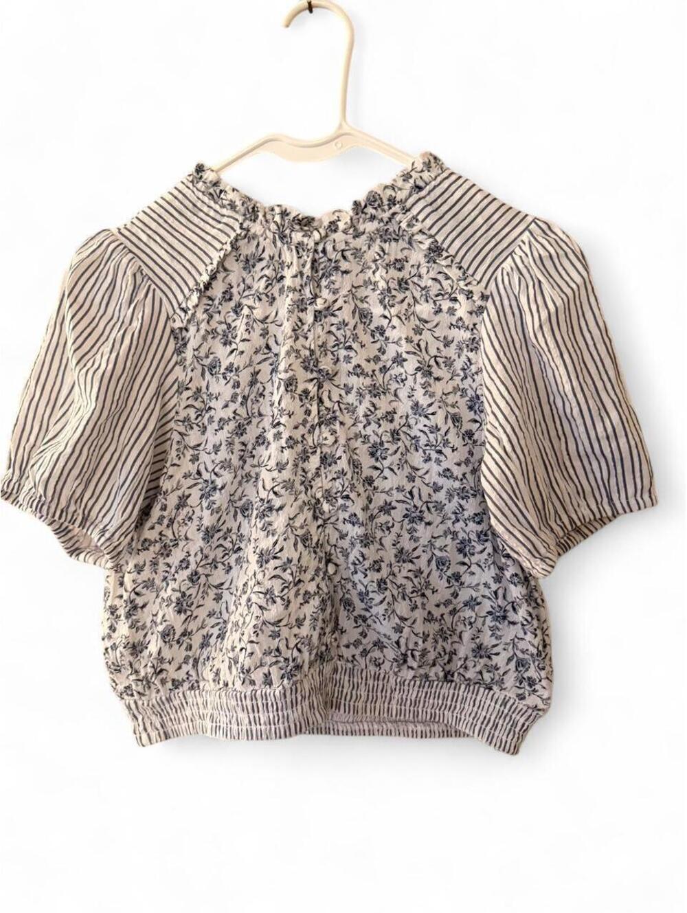 American Eagle white & blue floral blouse with striped sleeves, size S